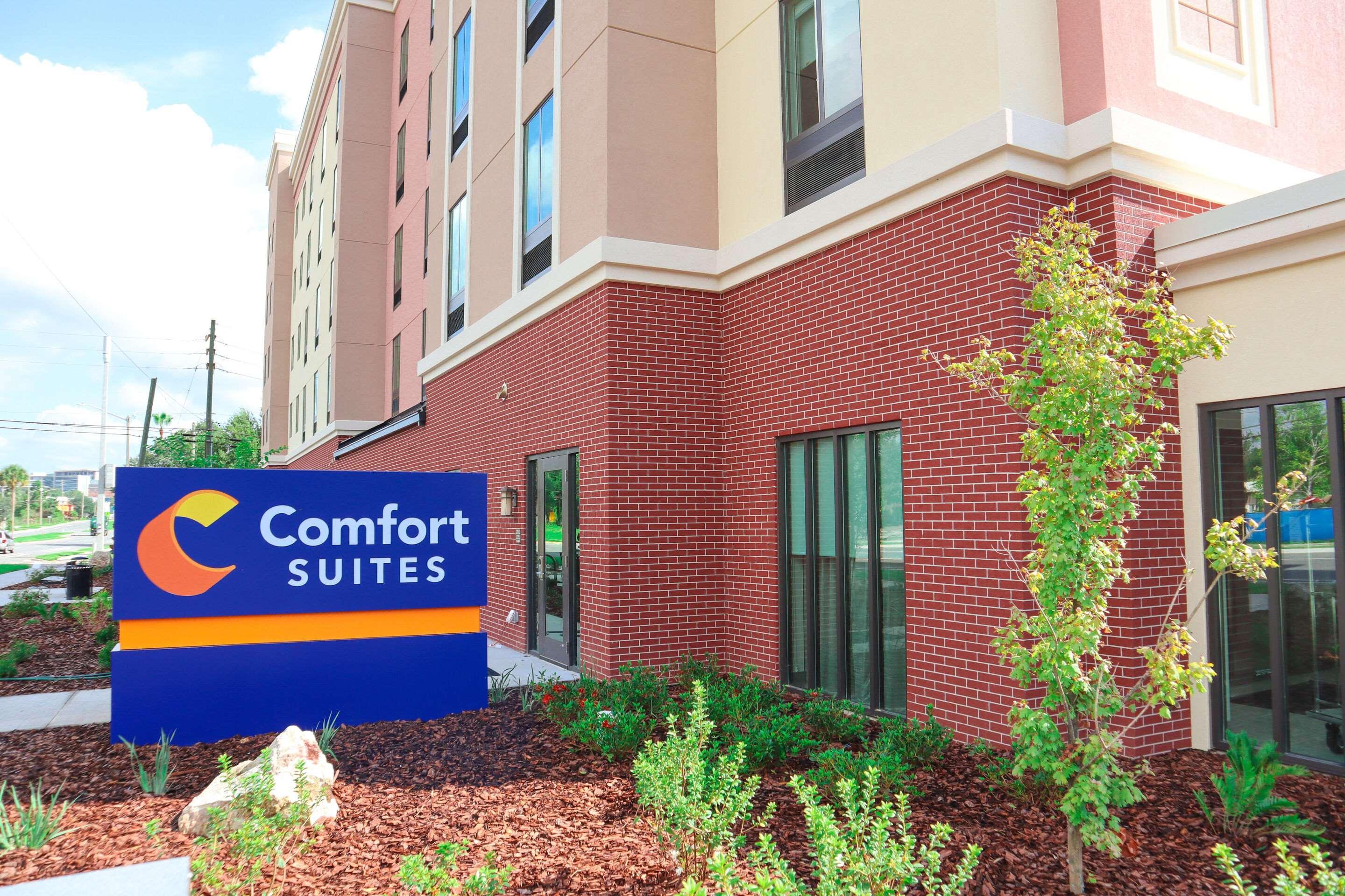 Comfort Suites Gainesville Near University Bagian luar foto