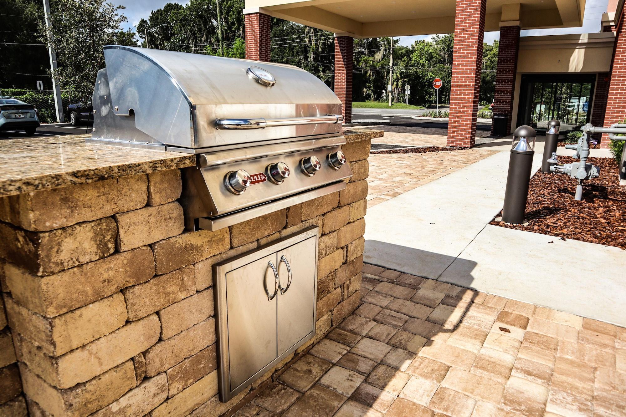 Comfort Suites Gainesville Near University Bagian luar foto