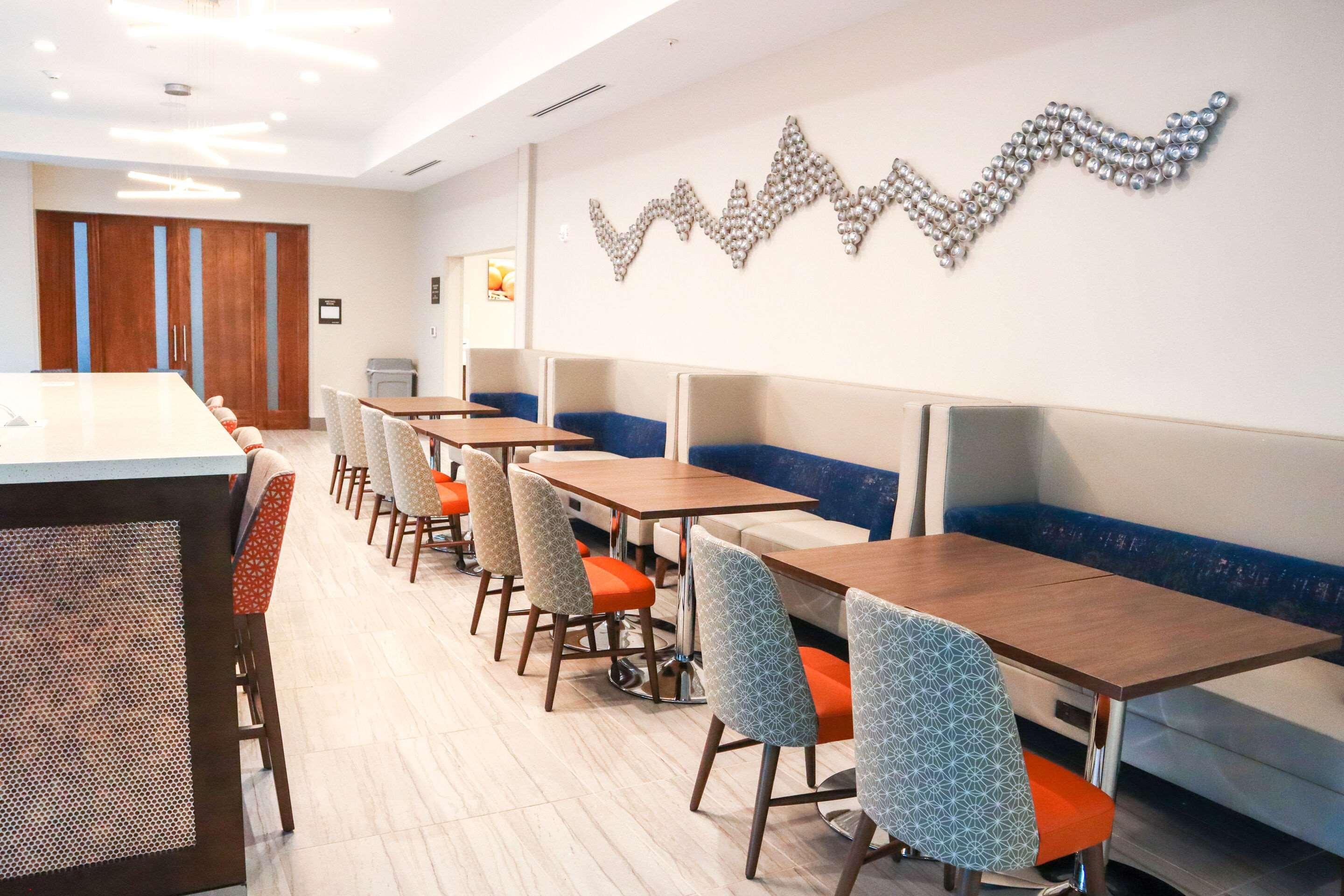 Comfort Suites Gainesville Near University Bagian luar foto