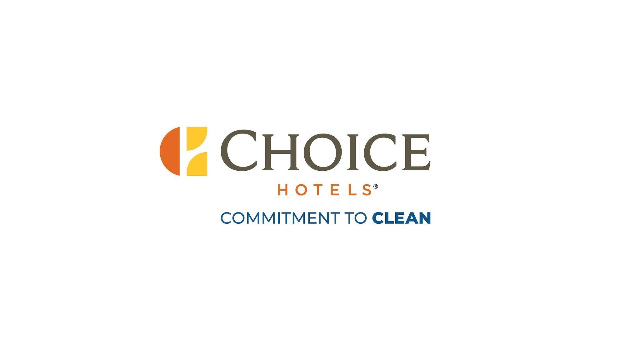 Comfort Suites Gainesville Near University Bagian luar foto