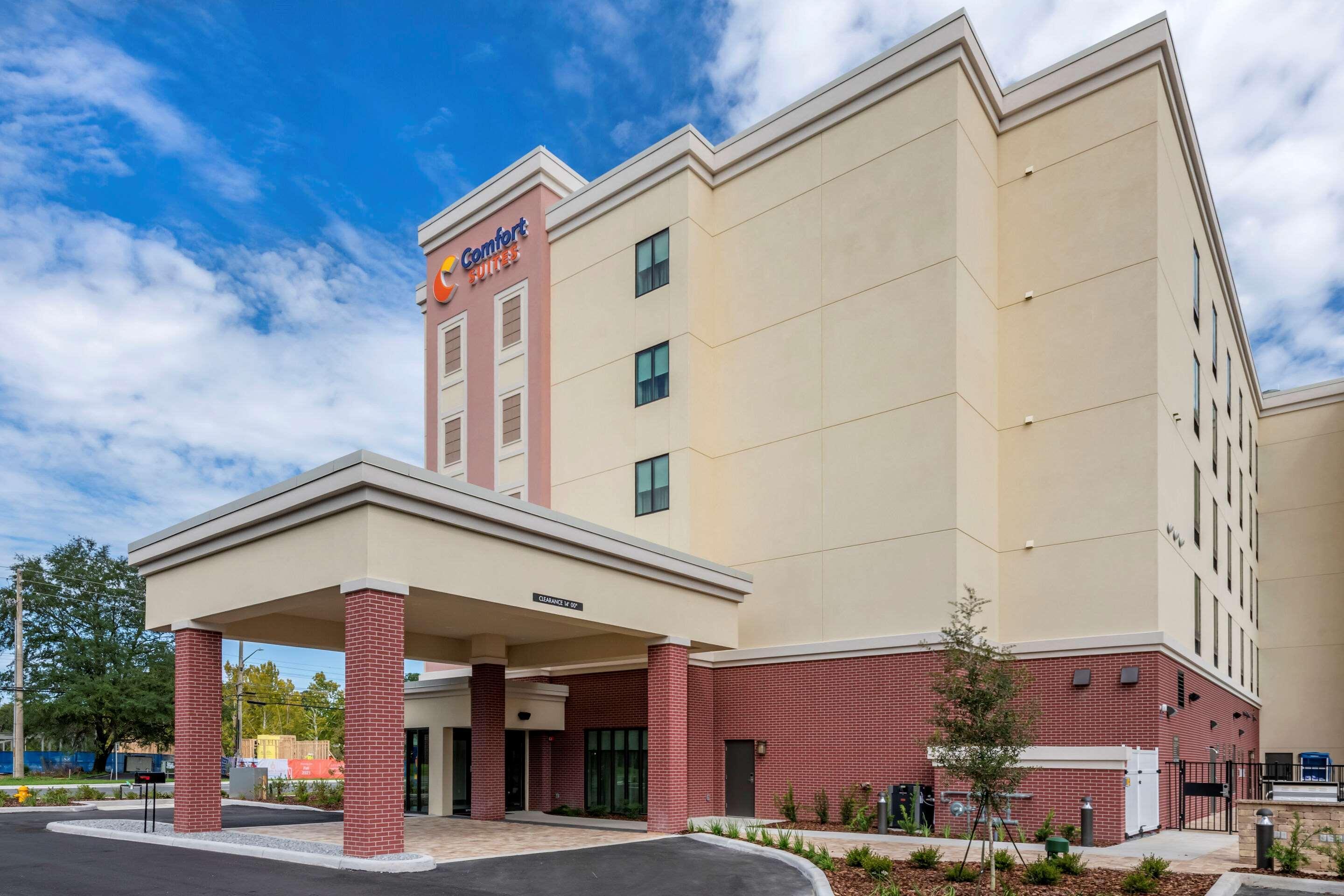 Comfort Suites Gainesville Near University Bagian luar foto